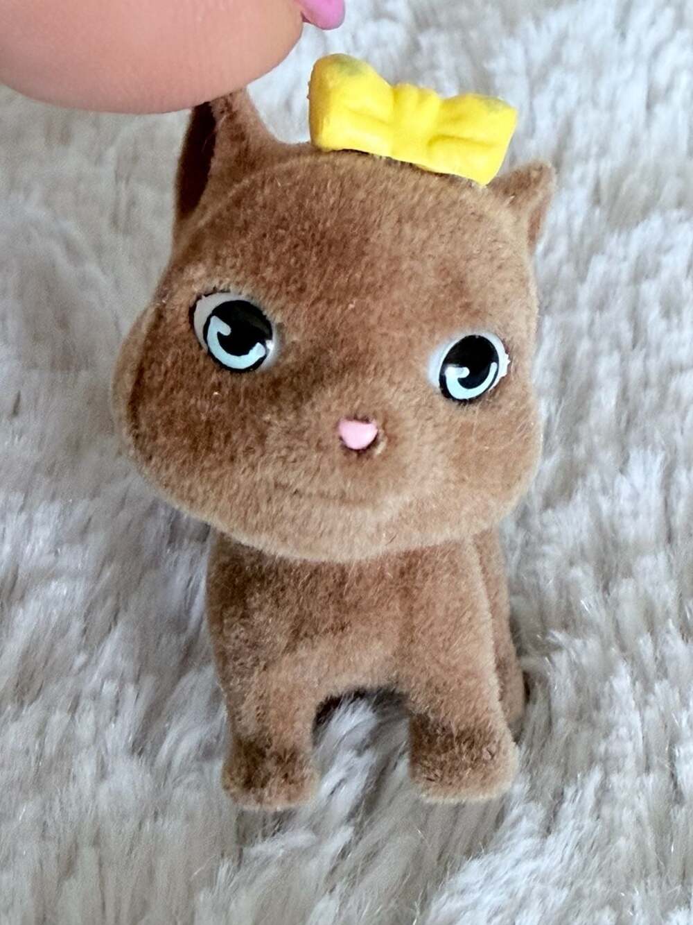 Kitty in My Pocket Midge the Munchkin Flocked Cat Figure